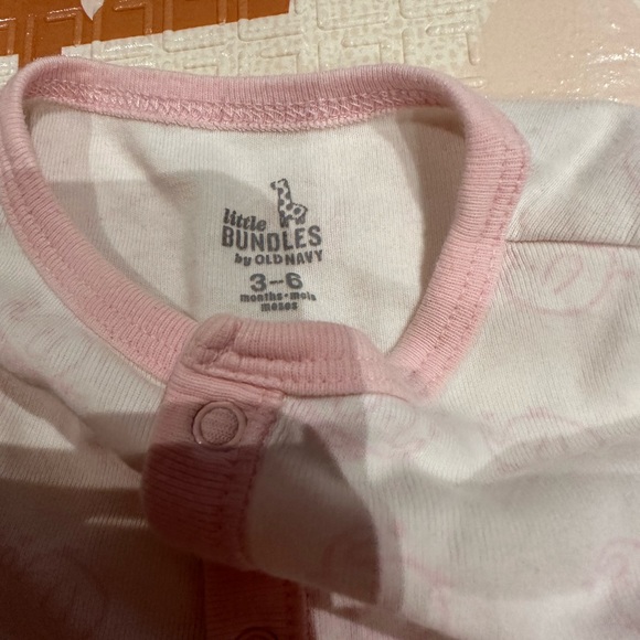3 to 6 months Carter’s and, Koala Baby and Old Navy Baby Girl Clothes Onesies - Picture 6 of 8